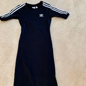 Adidas dress size XS